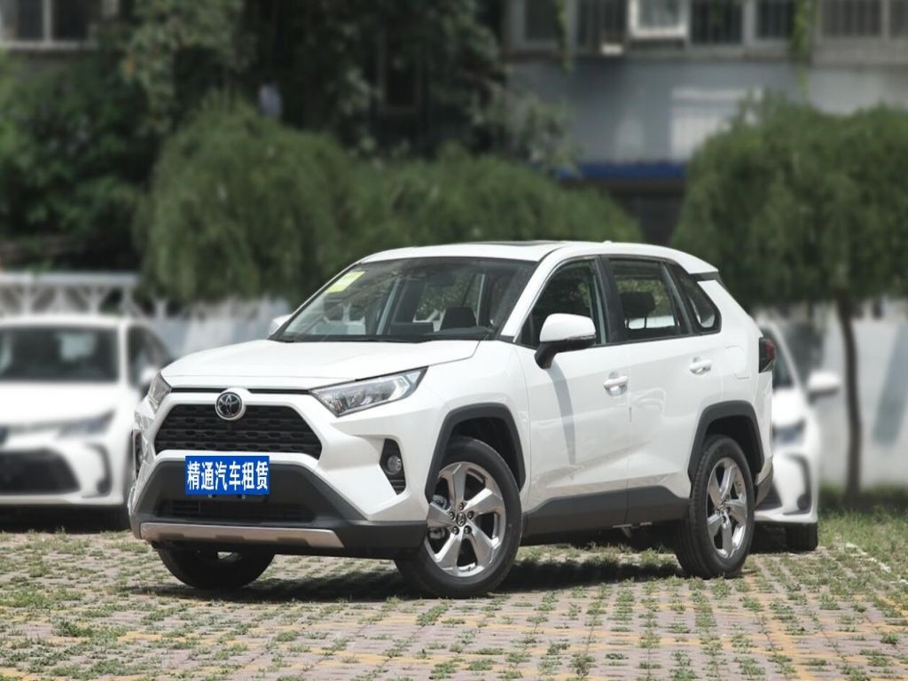 RAV4 荣放2021款 2.0L CVT两驱风尚PLUS版