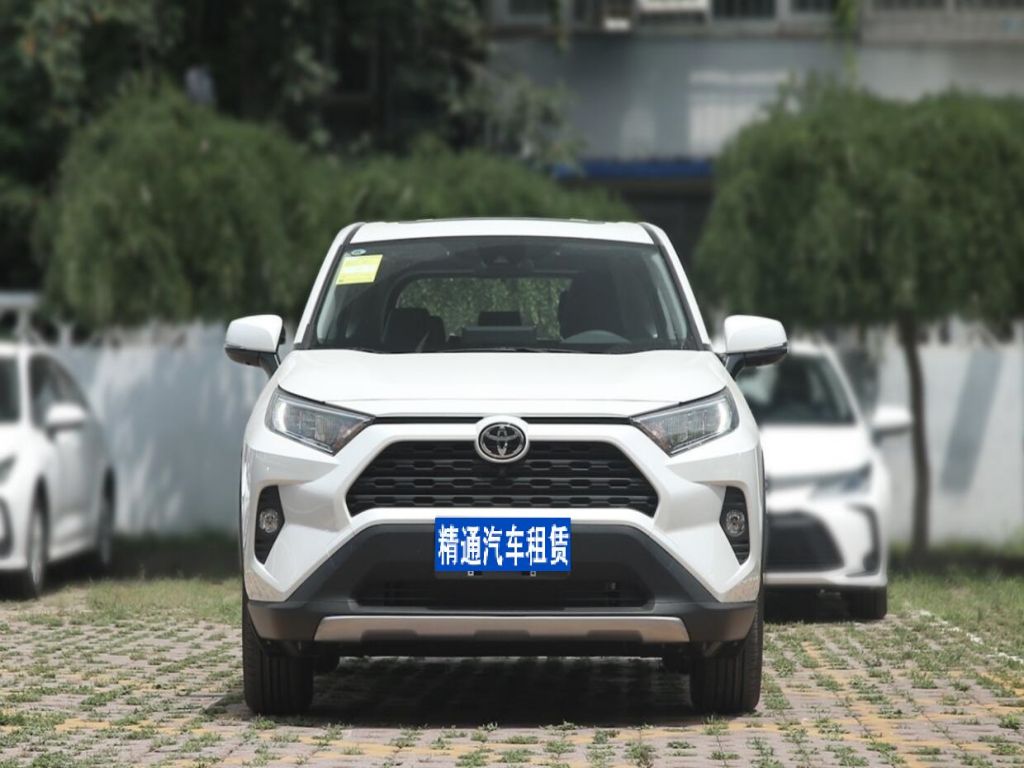 RAV4 荣放2021款 2.0L CVT两驱风尚PLUS版